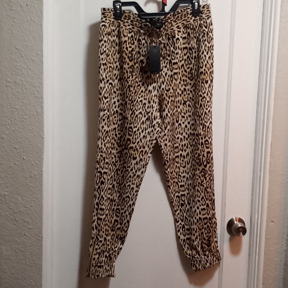Guess cheetah print pants